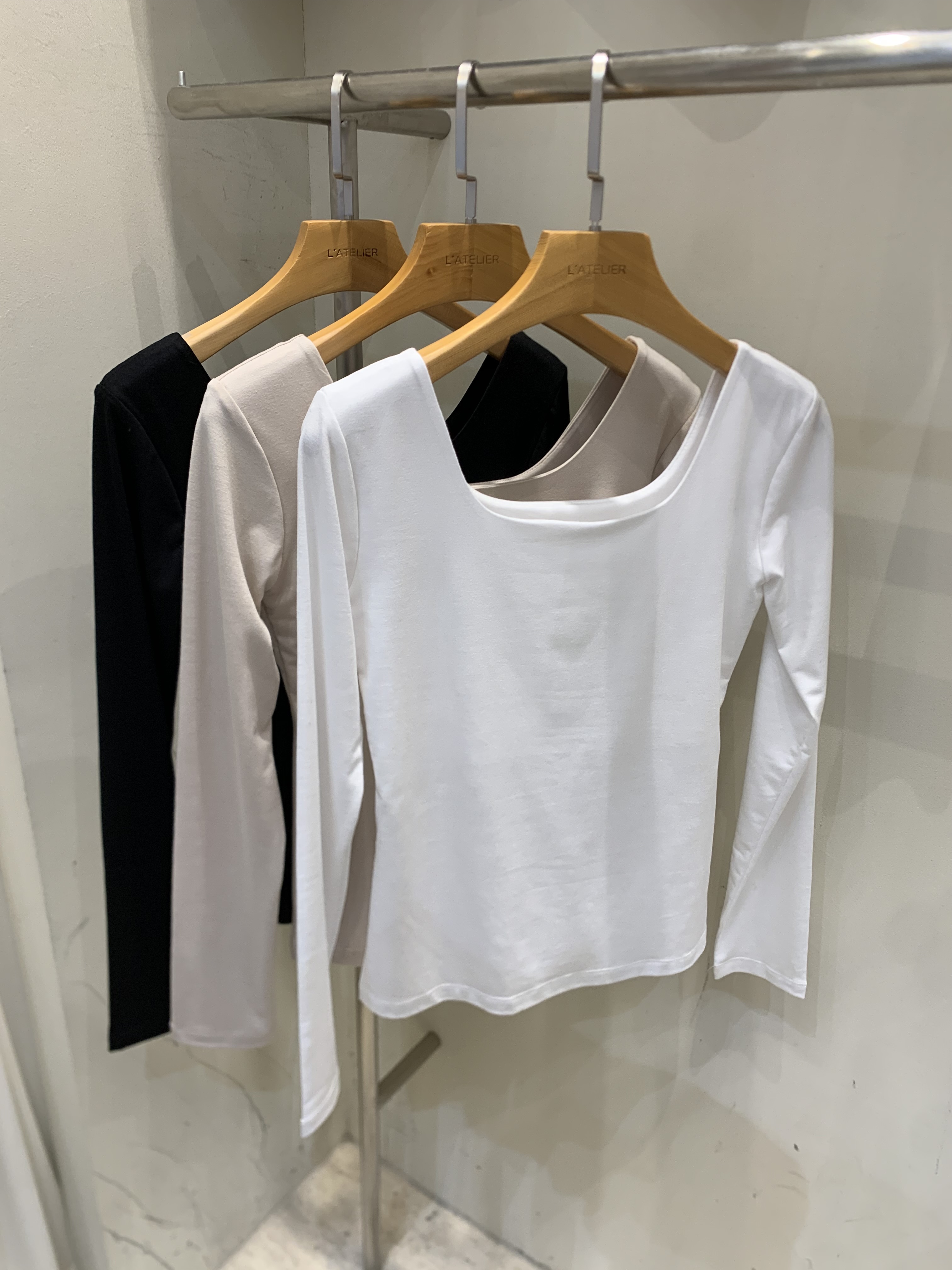 スクエアネックスリム長袖Tシャツ | 詳細画像10