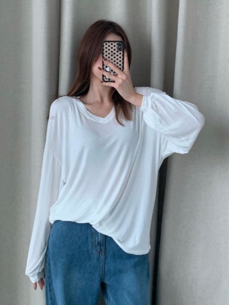 VネックボクシーフィットTシャツ | 詳細画像10
