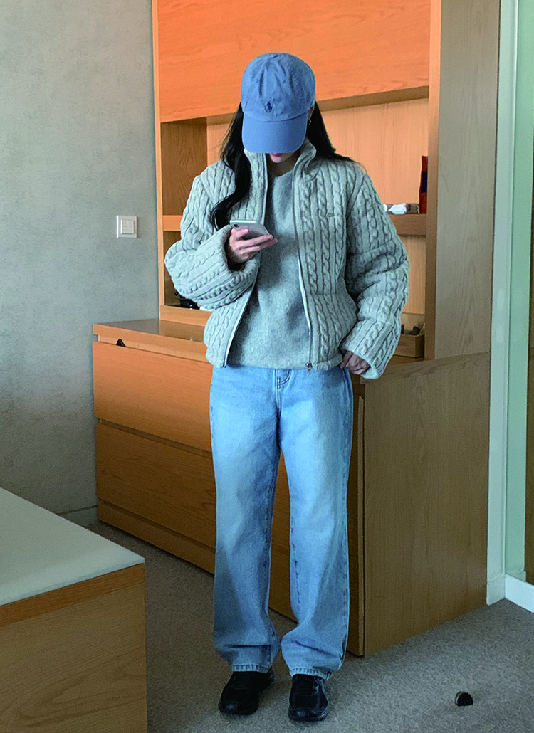 ライトブルーストレートデニムパンツ | レディースファッション通販