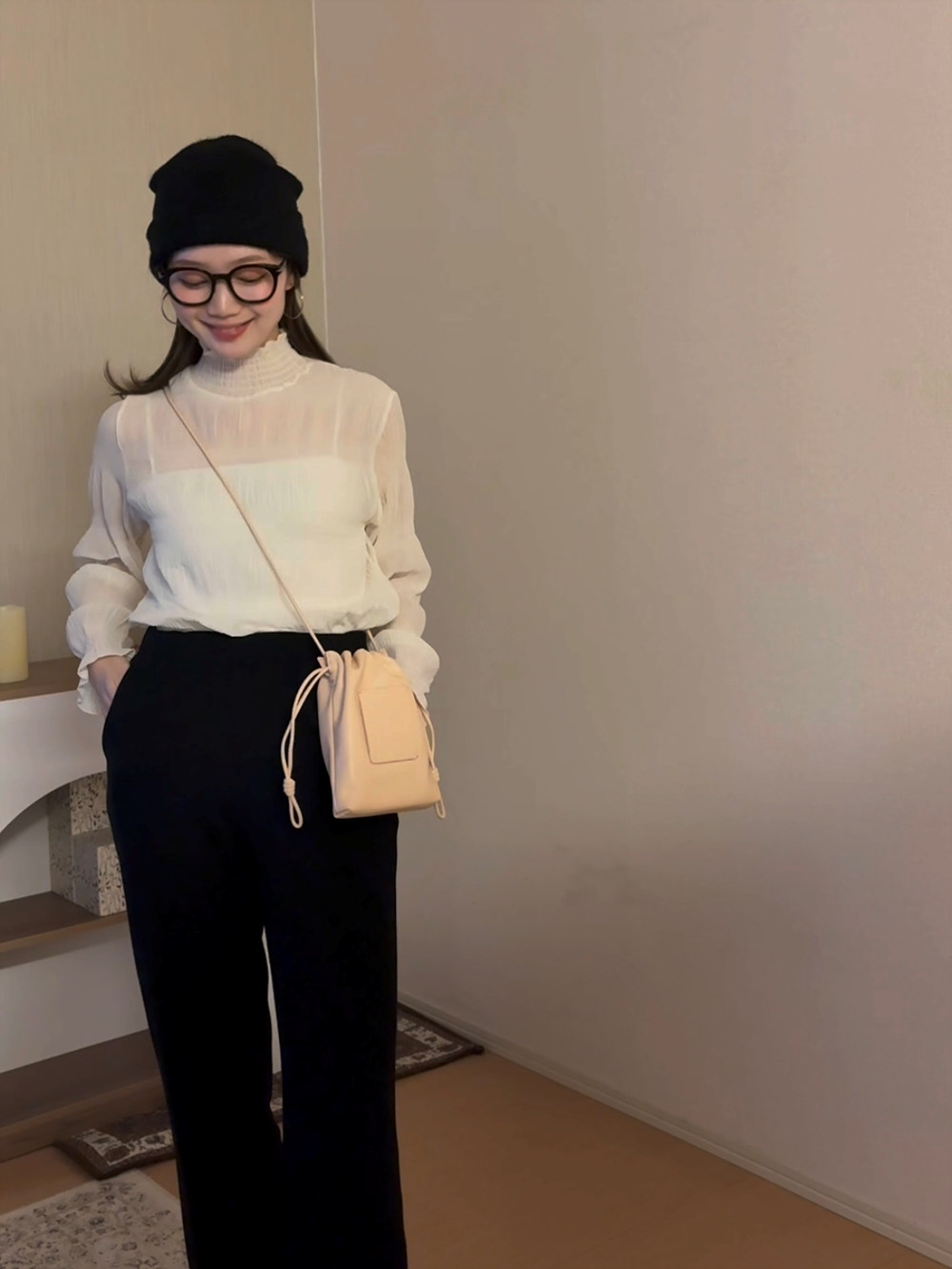 シャーリングフリルハーフネックリンクルブラウス | 詳細画像5