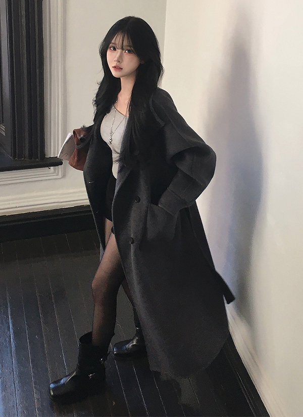 beidelli made]ストラップ付ウールスタンドカラーボクシーコート