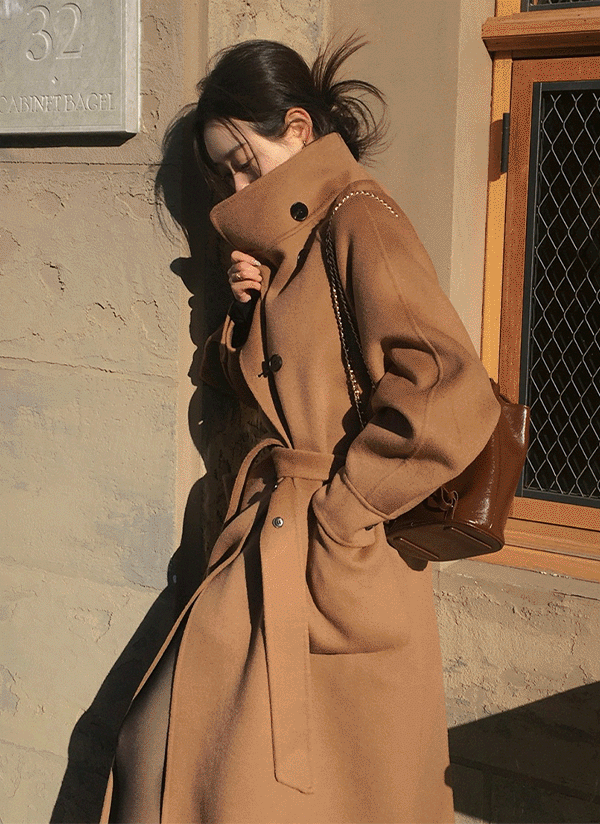 beidelliストラップ付ウールスタンドカラーボクシーコート　キャメル beidelli made]ストラップ付ウールスタンドカラーボクシーコート