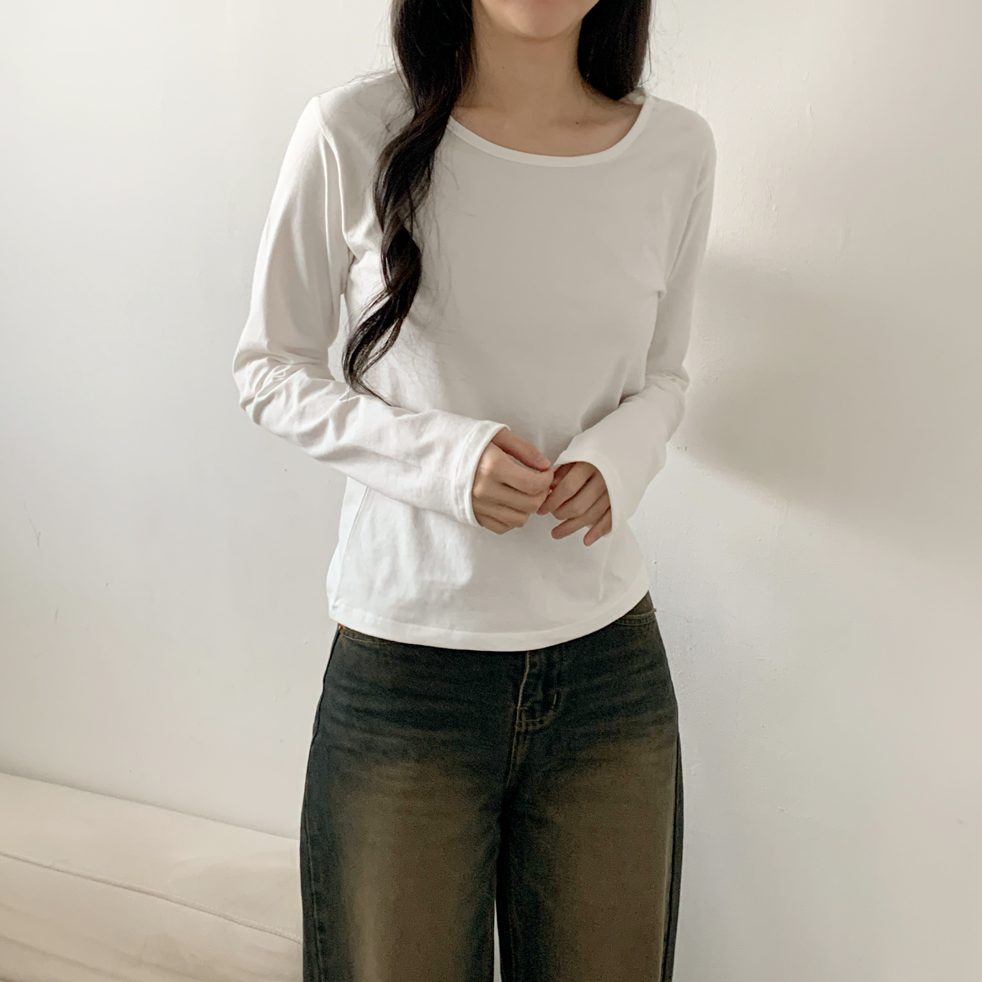 ラウンドネック長袖コットンTシャツ | 詳細画像11