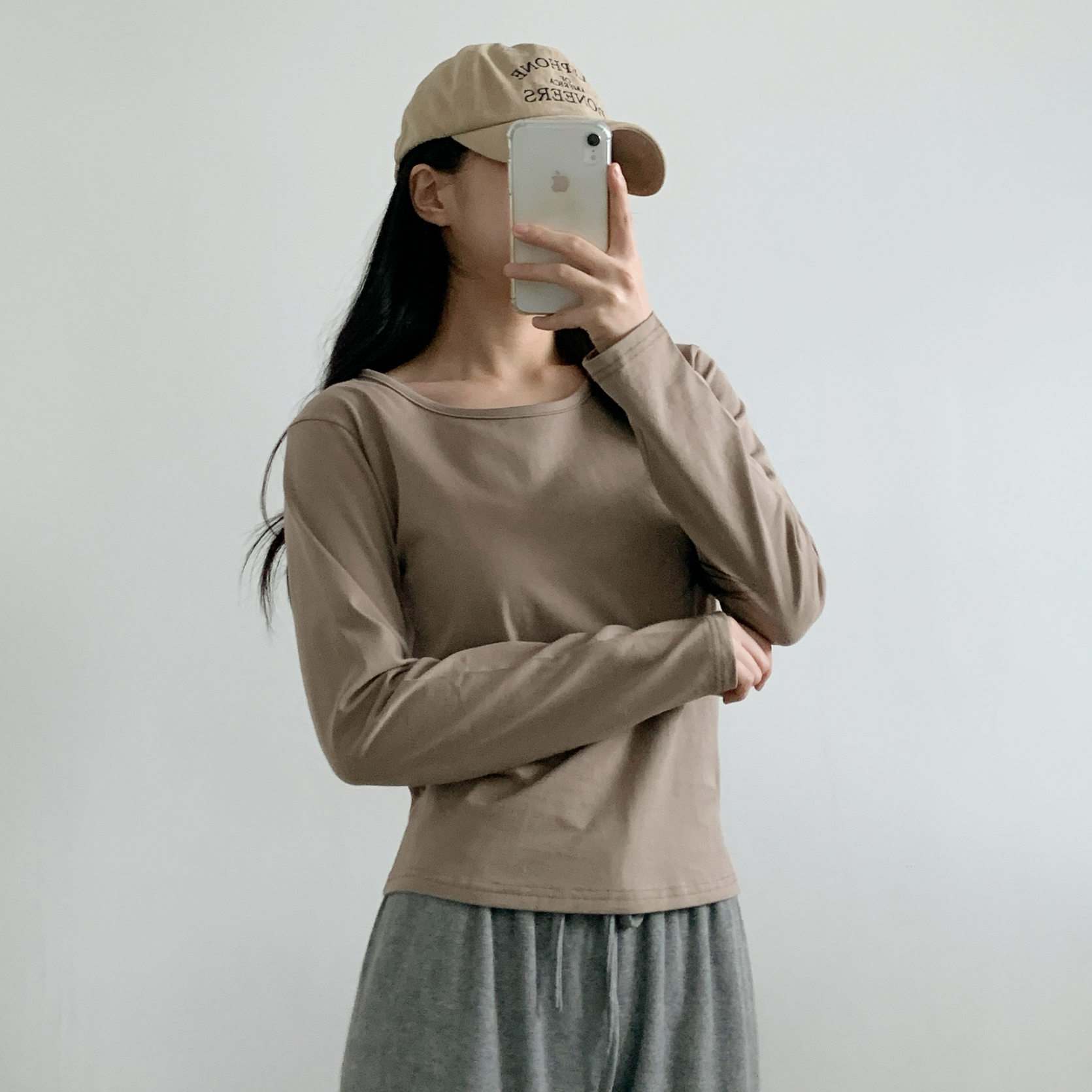 ラウンドネック長袖コットンTシャツ | 詳細画像15