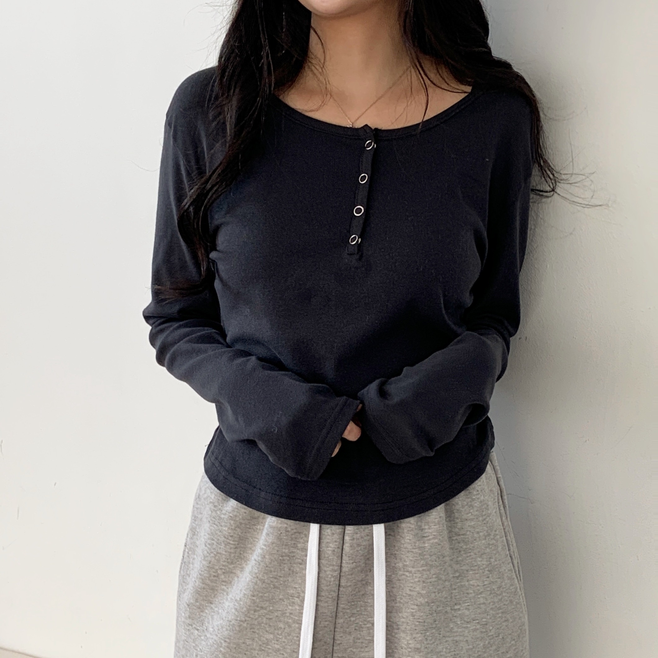 ヘンリーネッククロップドTシャツ | 詳細画像9