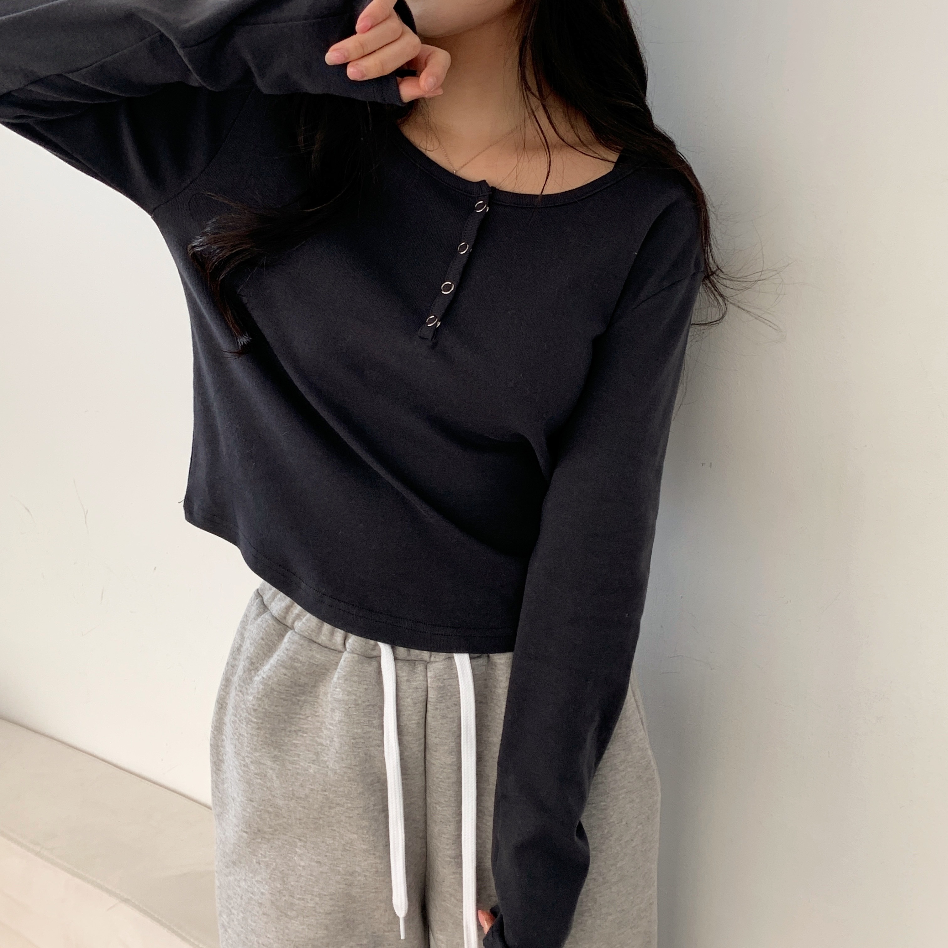 ヘンリーネッククロップドTシャツ | 詳細画像3