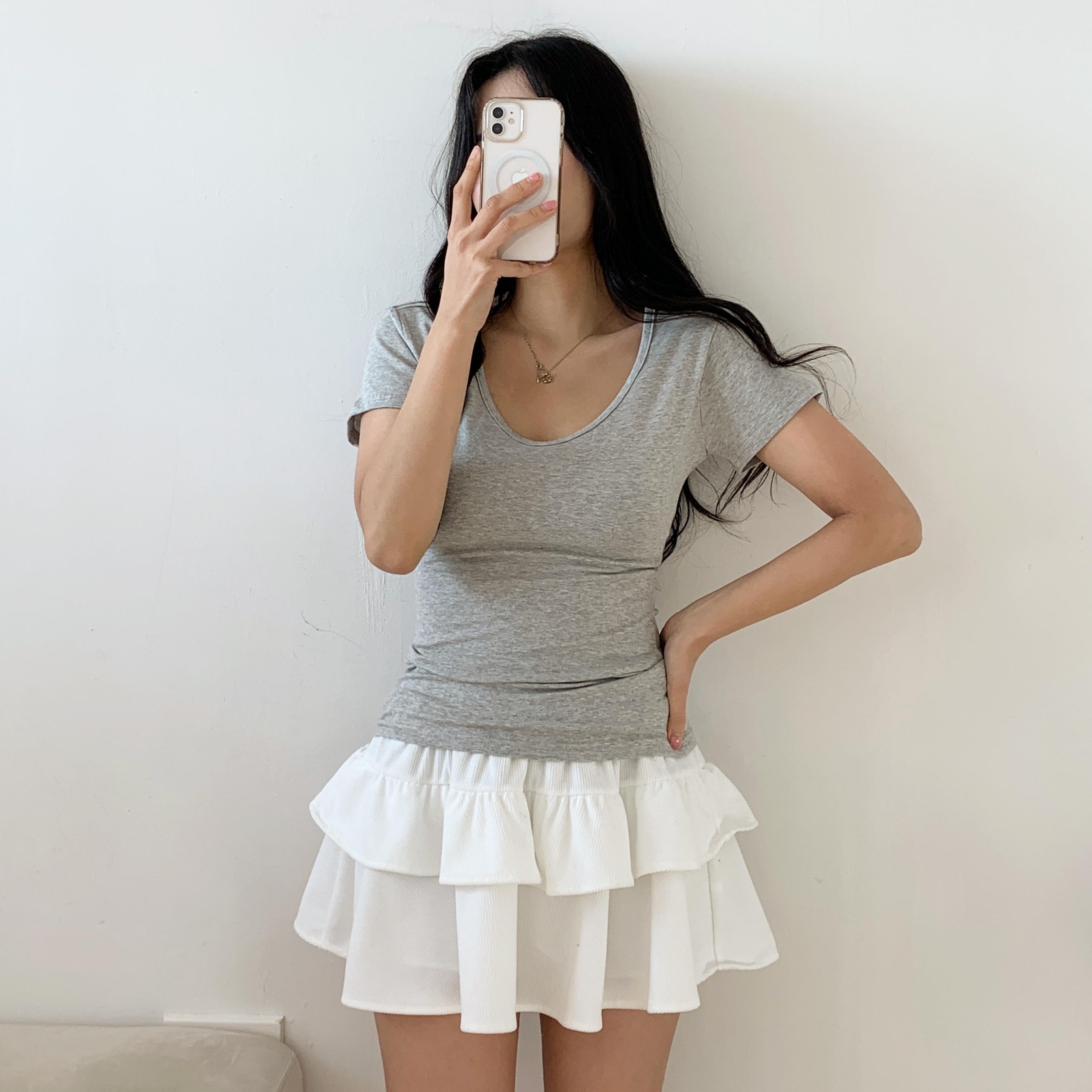 モダール混Uネック半袖スリムTシャツ | 詳細画像18