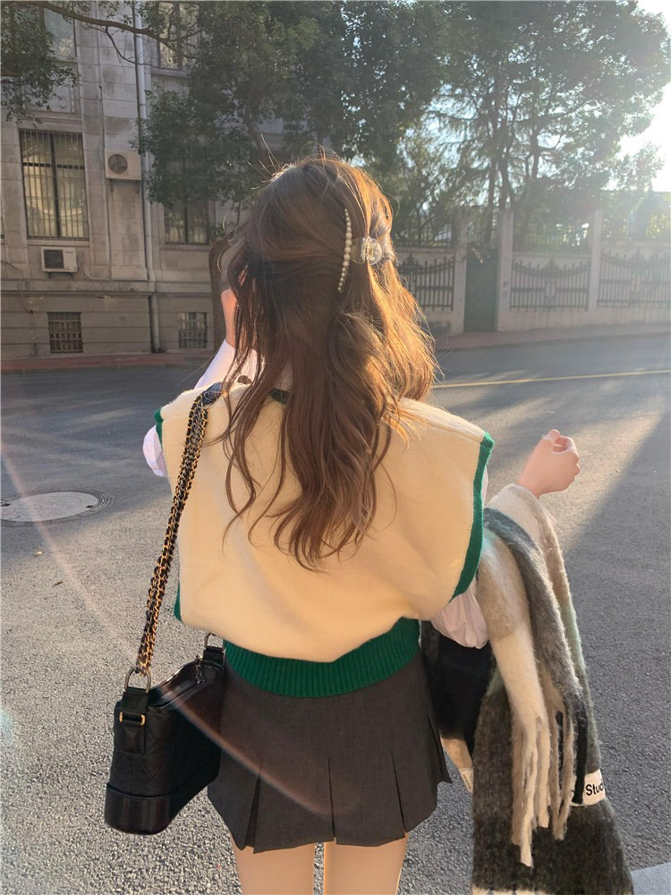 ウール混ボタン配色ニットベスト | 詳細画像7