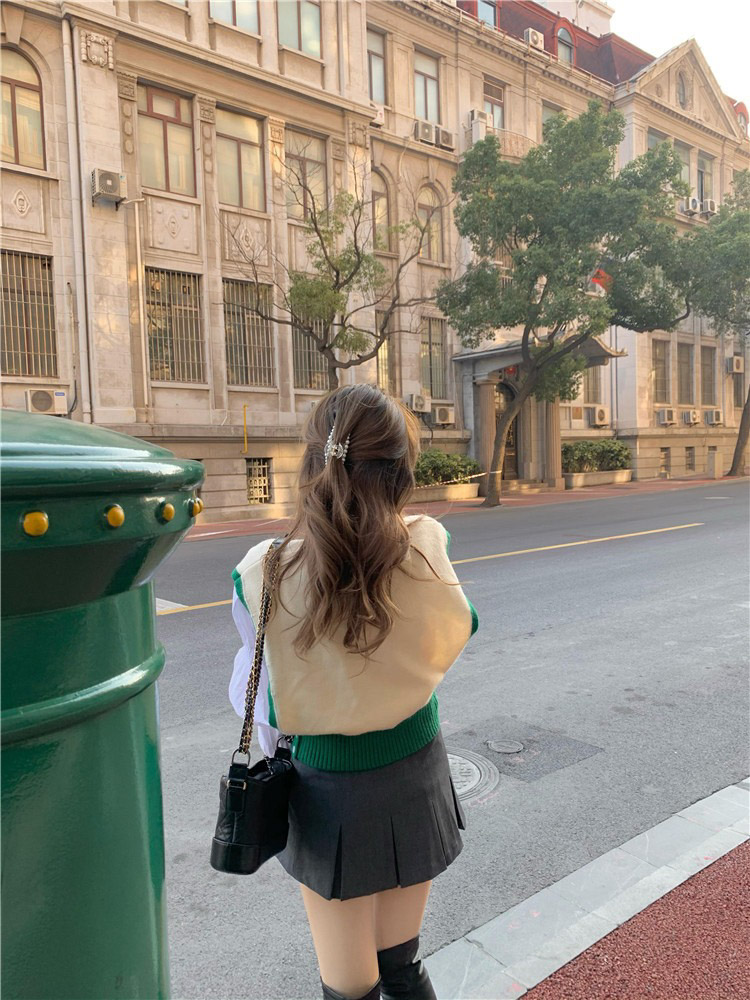 ウール混ボタン配色ニットベスト | 詳細画像10