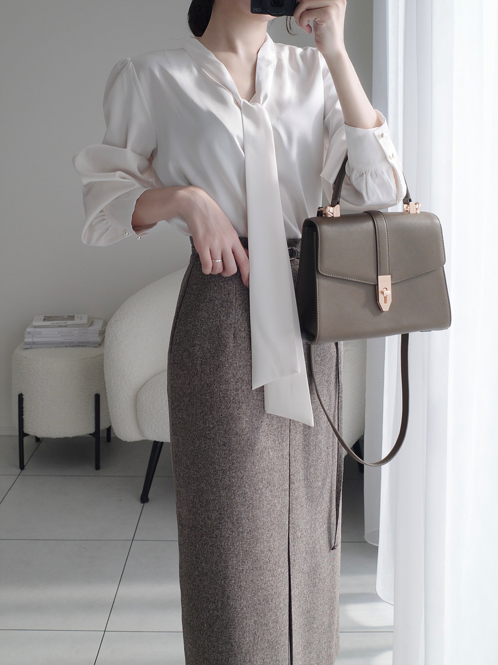 ボウタイVネックパフブラウス | 詳細画像6