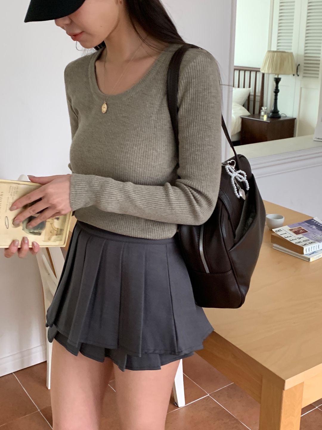 バンブー混Uネックスリムリブニット | 詳細画像2