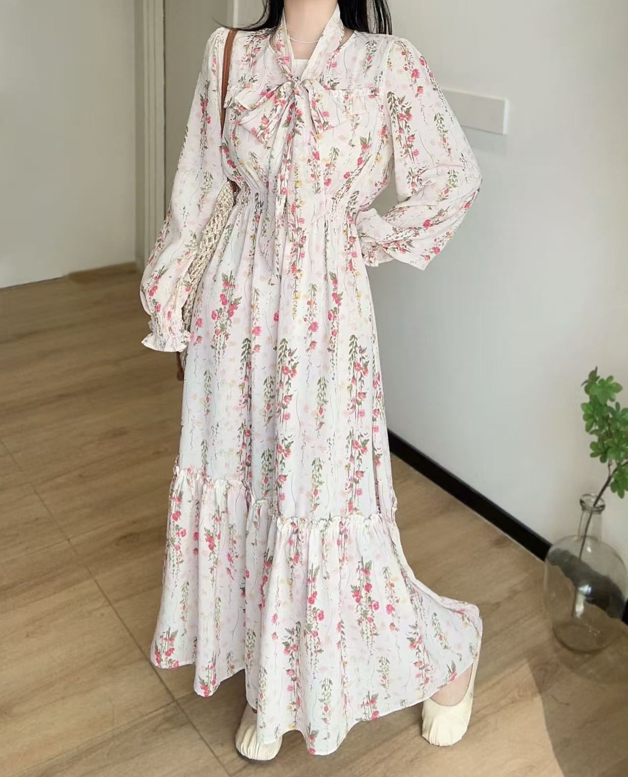 ストラップ付花柄フリルシャーリングワンピース | 詳細画像5