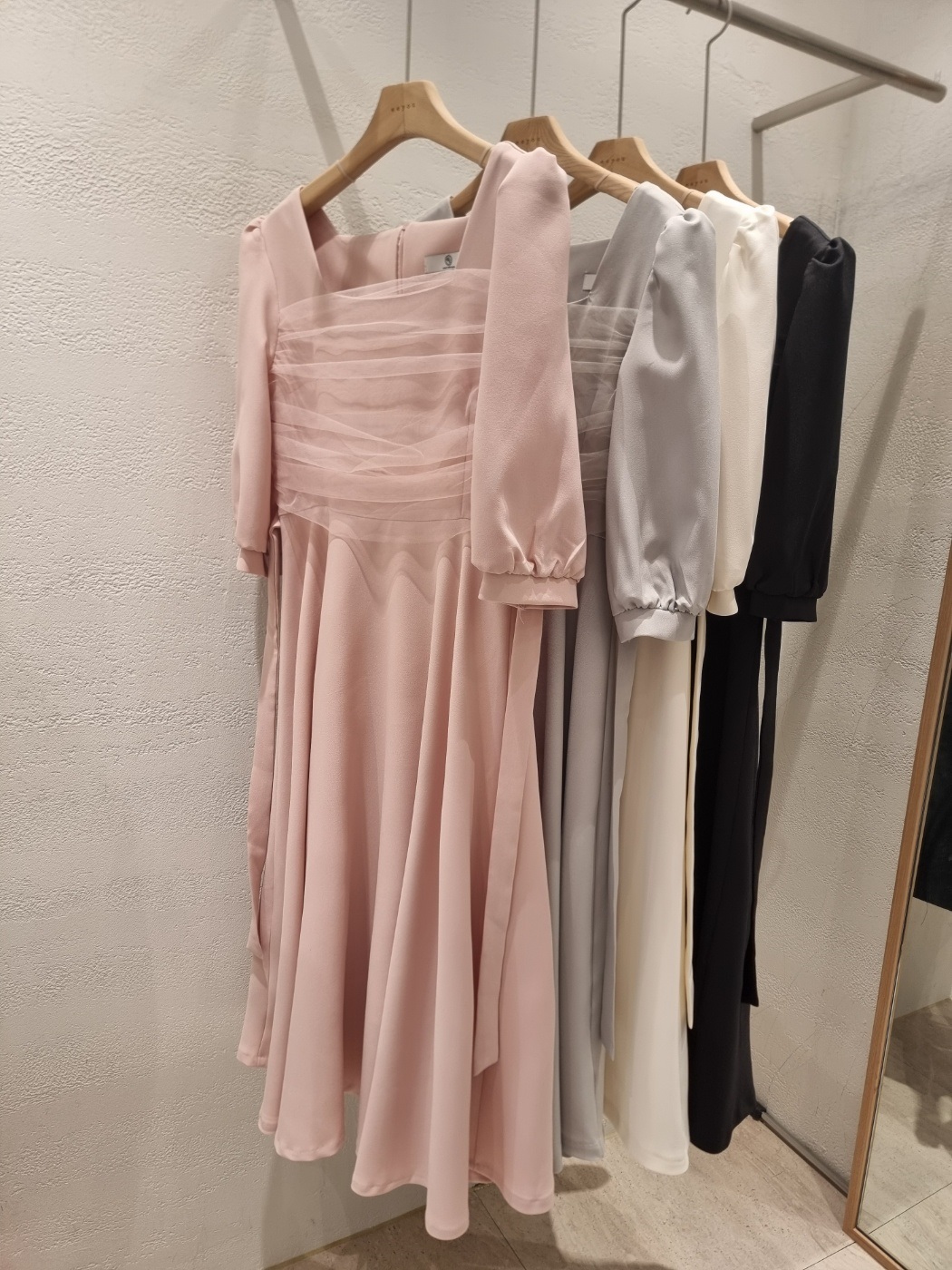 スクエアネックチュールリボンパフワンピース | 詳細画像17