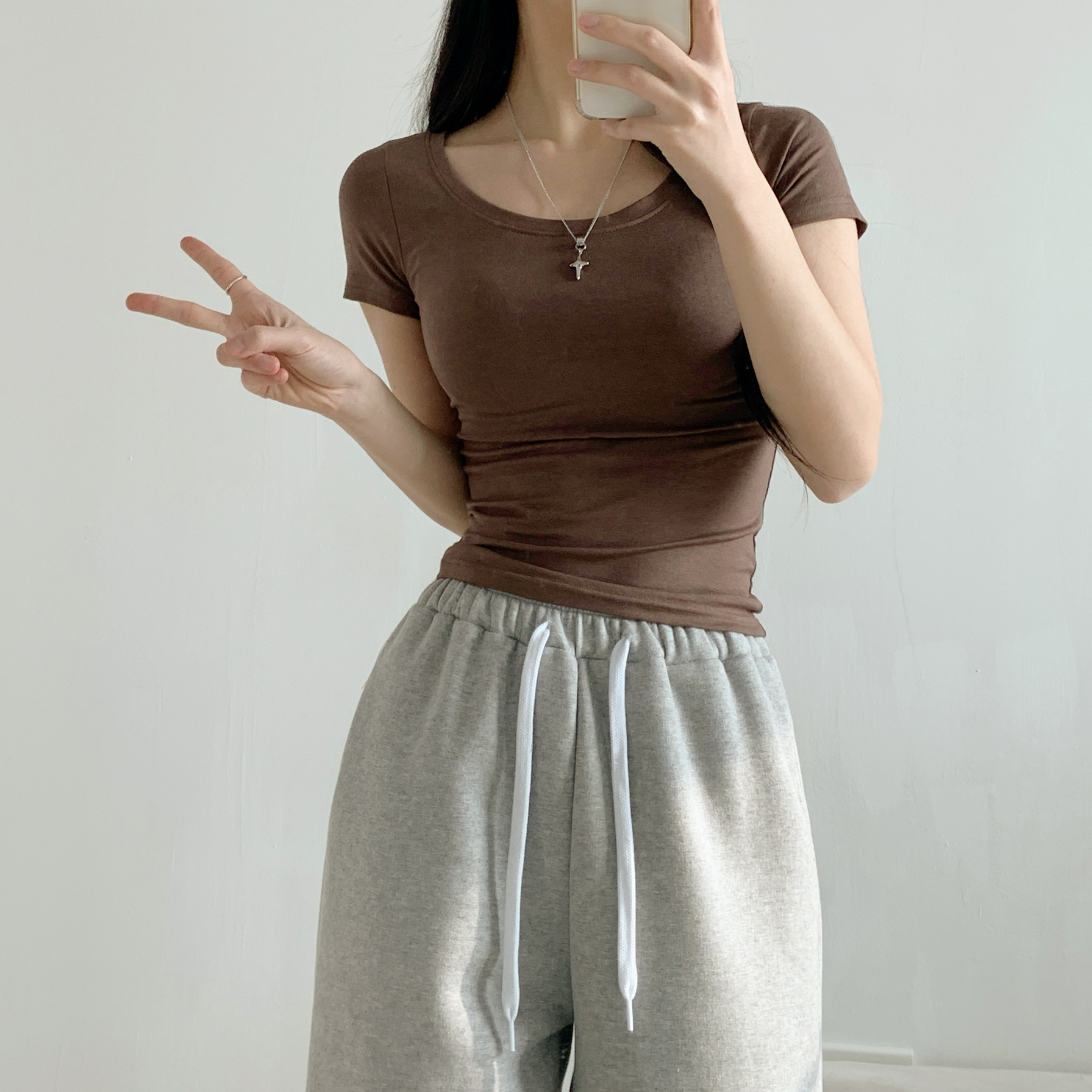 Uネック半袖Tシャツ | 詳細画像15