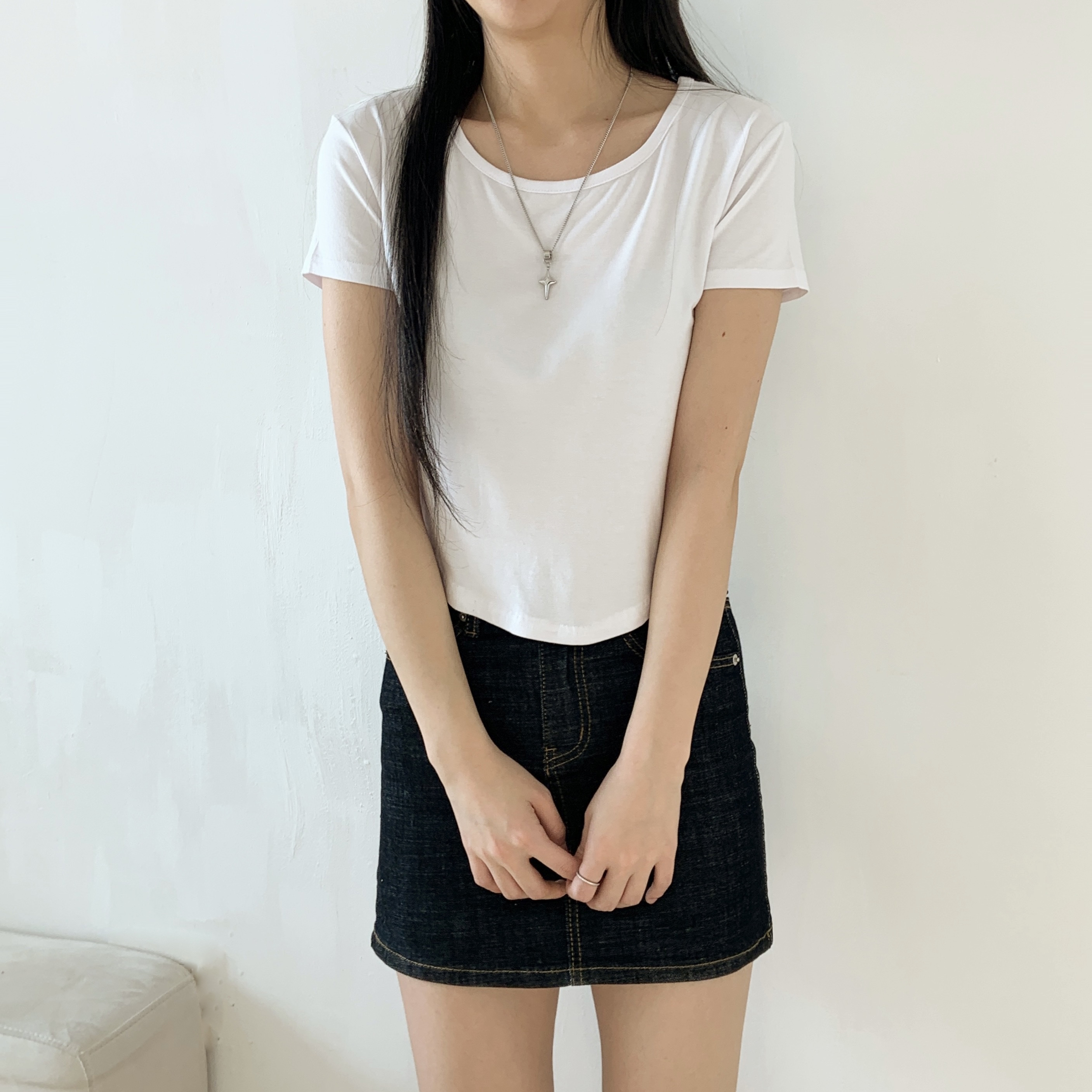 ラウンドへムクロップド半袖Tシャツ | 詳細画像9