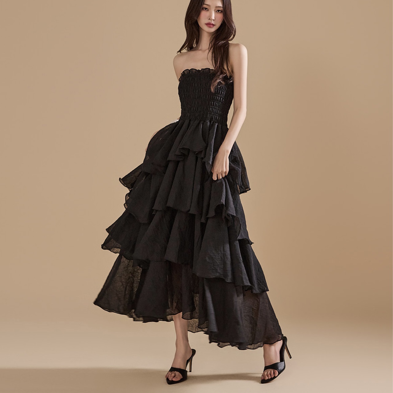 シャーリングティアードチューブトップワンピース | 詳細画像4