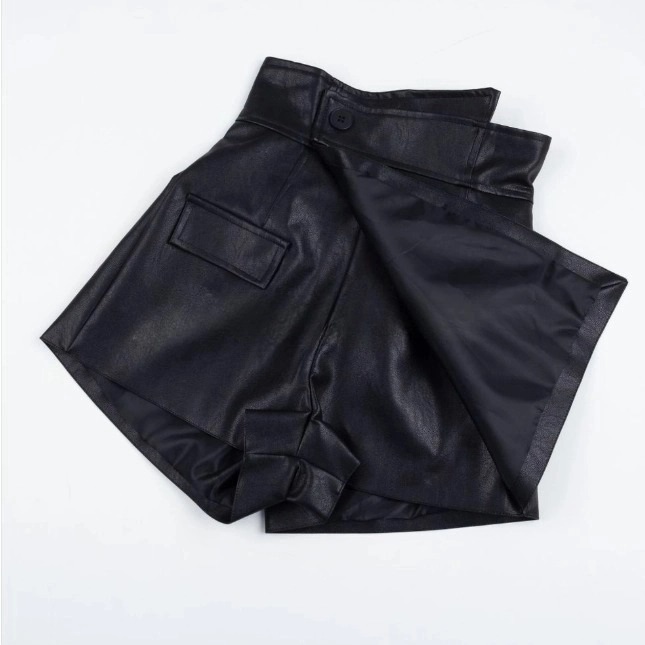 レザー調ハイウエストボタンキュロットショートパンツ | 詳細画像18