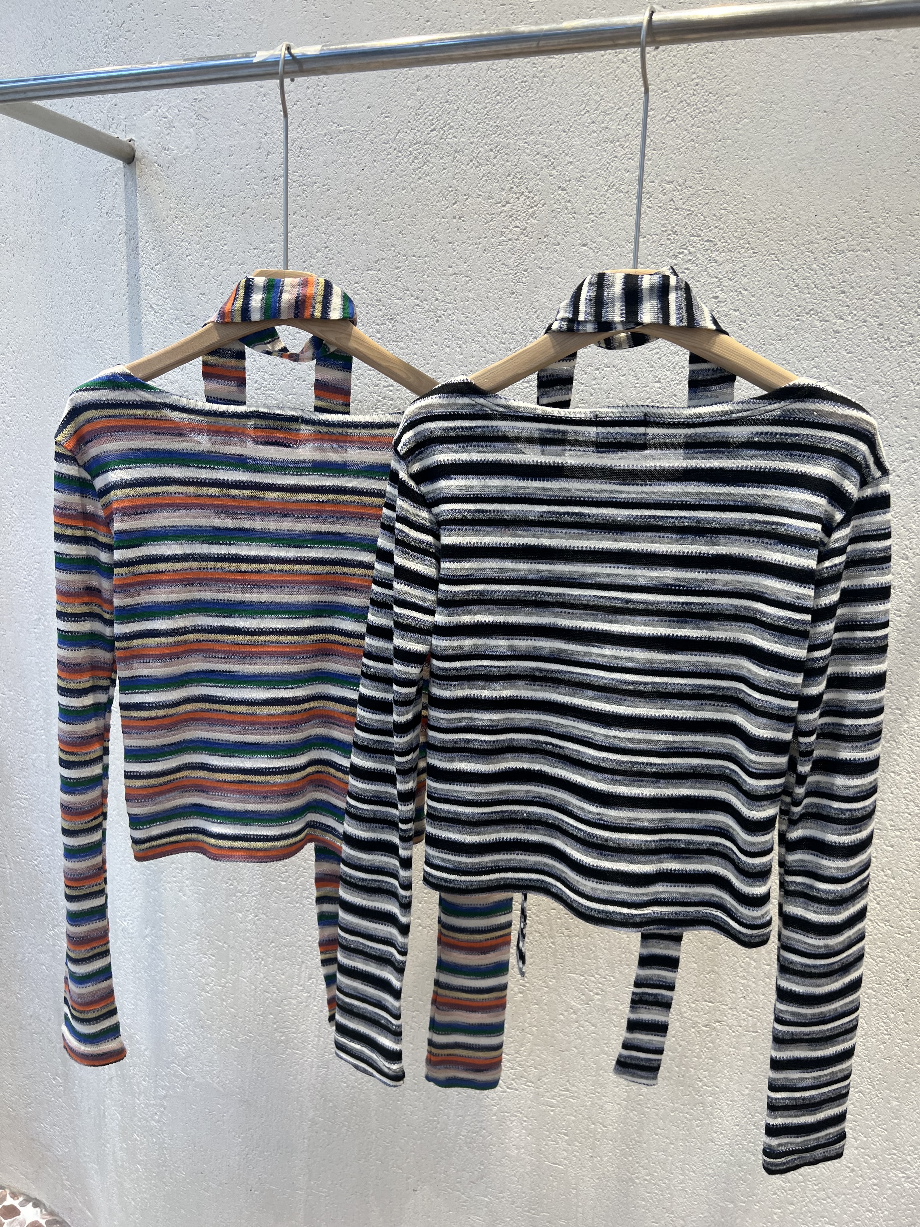 ストラップ付ボートネックマルチボーダーTシャツ | 詳細画像13