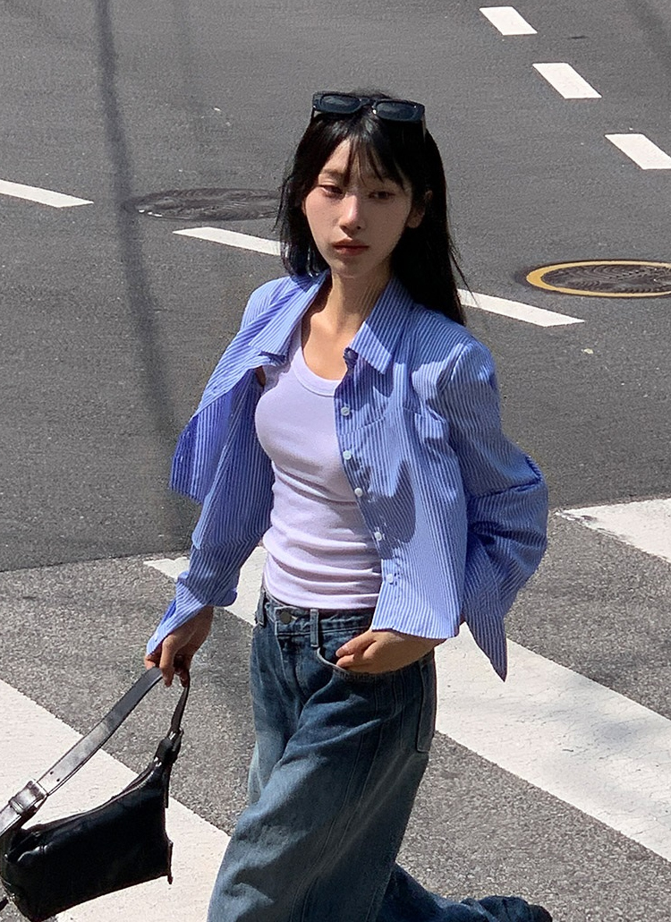 定価13620 オフショルダー　クロップドシャツ ラインストライプクロップドシャツ | レディースファッション通販 - DHOLIC