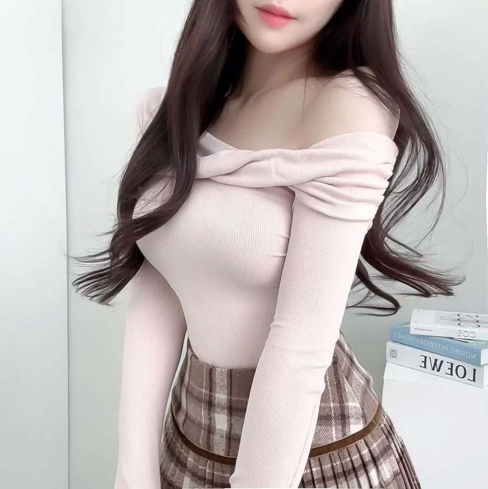 ツイストワンショルスリムTシャツ | auvezay | 詳細画像1