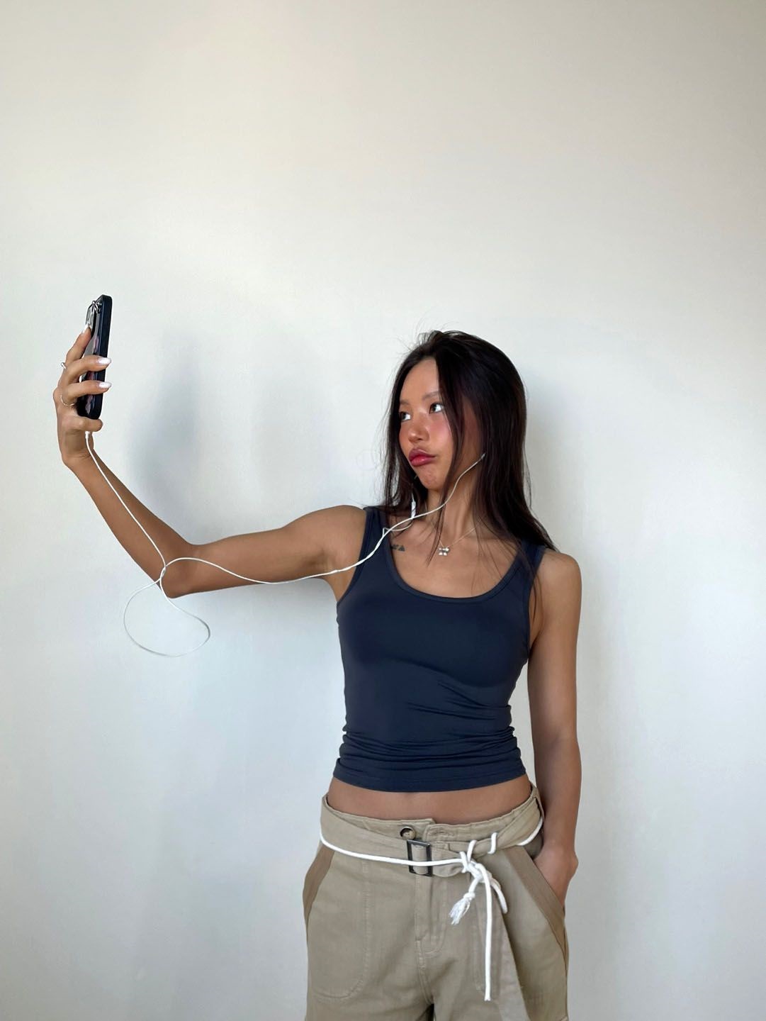 Uネックスリムタンクトップ | 詳細画像3