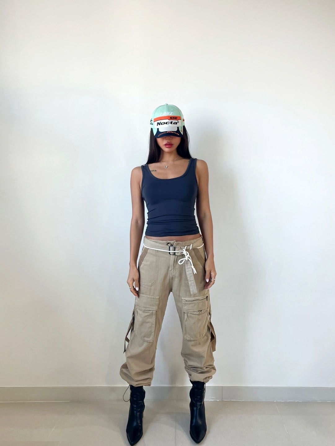 Uネックスリムタンクトップ | 詳細画像10