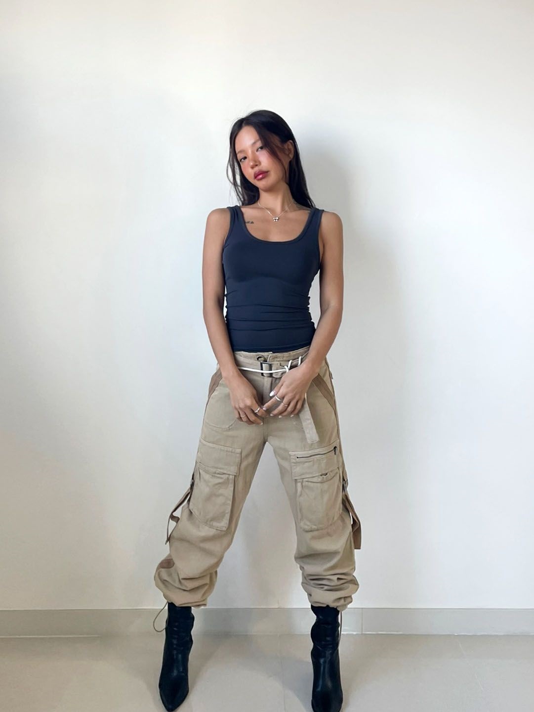 Uネックスリムタンクトップ | 詳細画像20