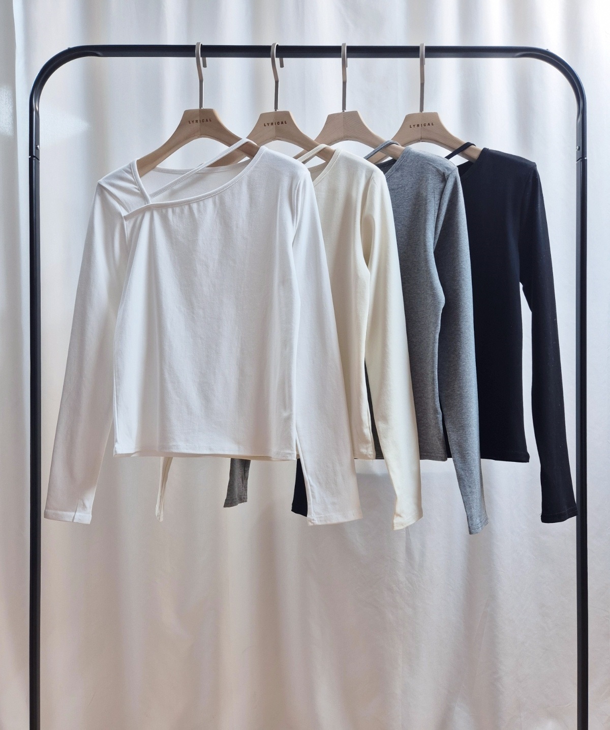 ストラップアシメネックTシャツ | 詳細画像15