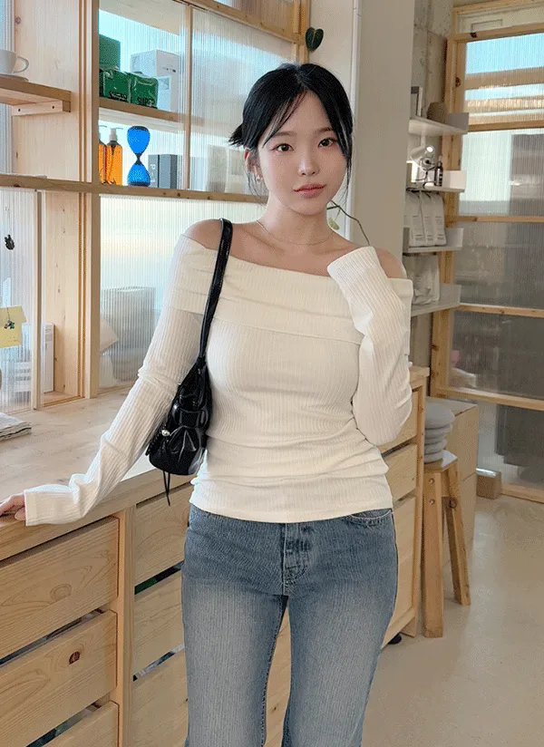 カバーオフショルリブTシャツ | 66girls | 詳細画像1
