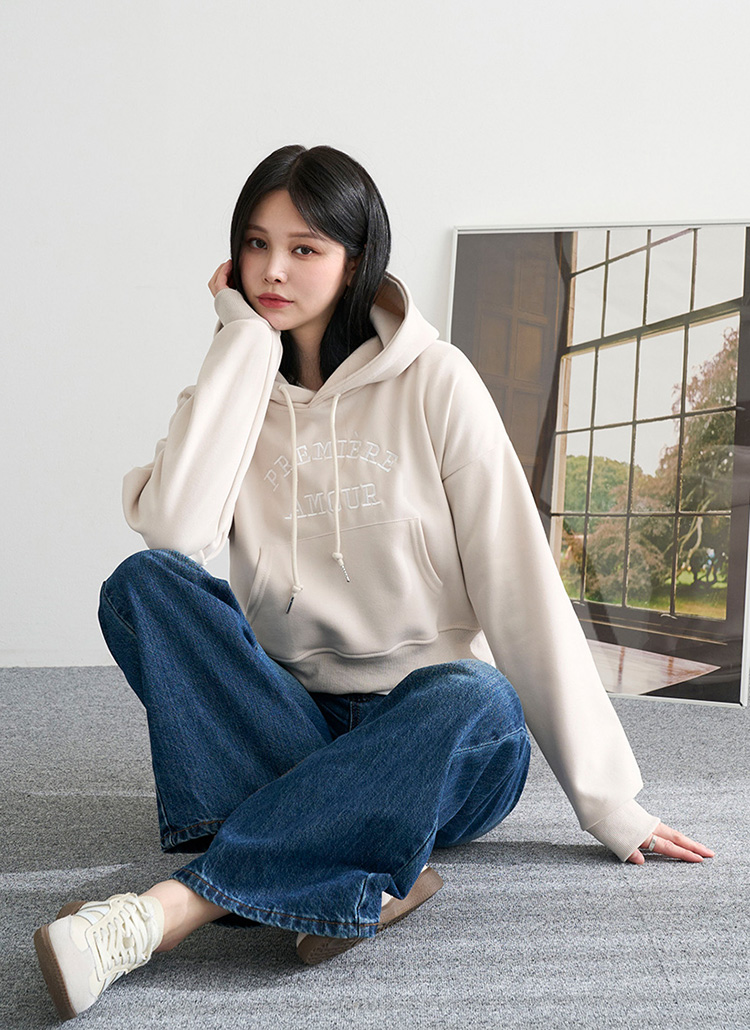 AMOUR刺繍クロップドパーカー | レディースファッション通販 - DHOLIC