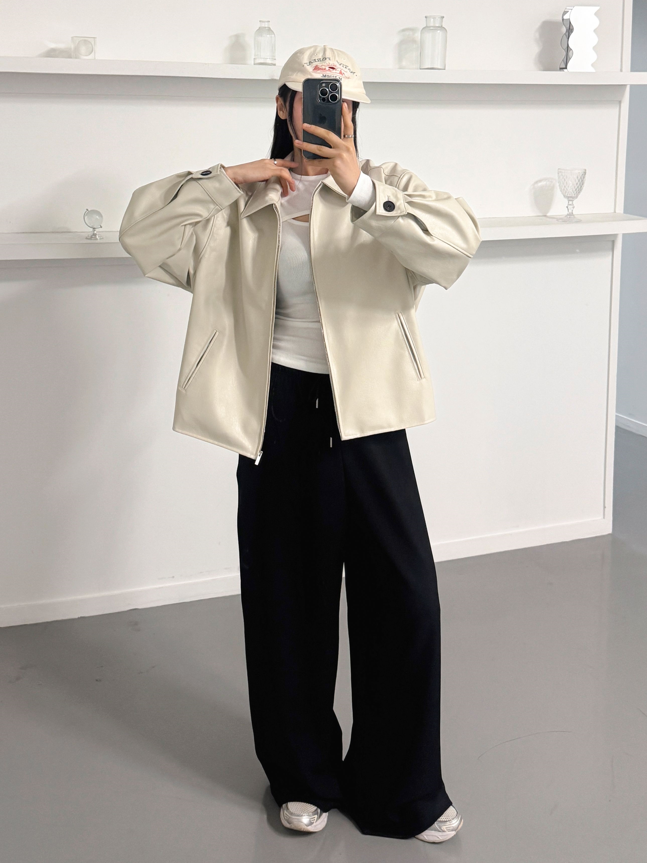 レザー調バックゴムカラージャンパー | 詳細画像8