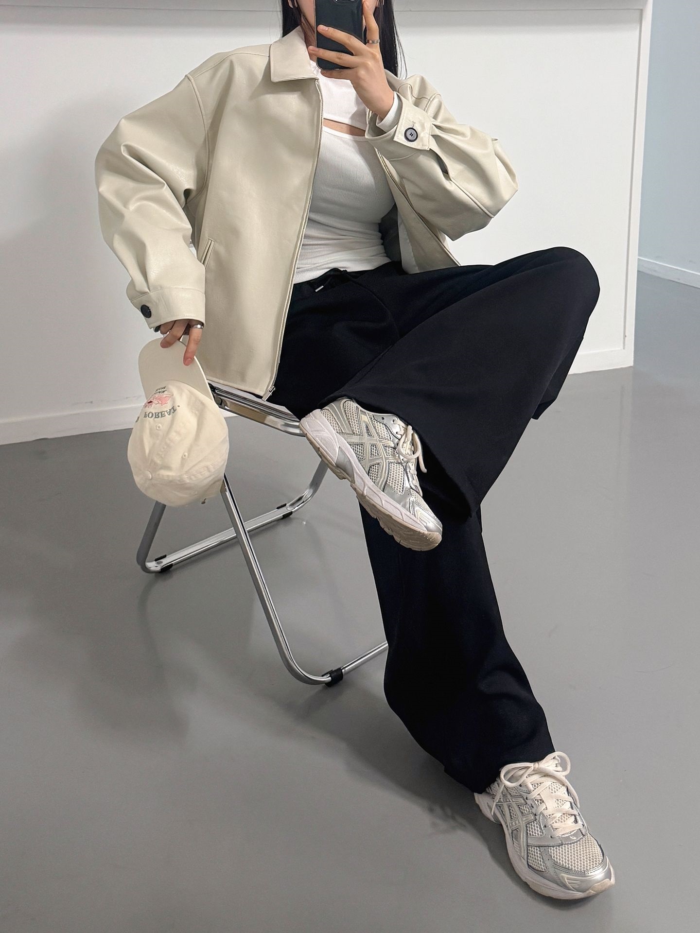 レザー調バックゴムカラージャンパー | 詳細画像4