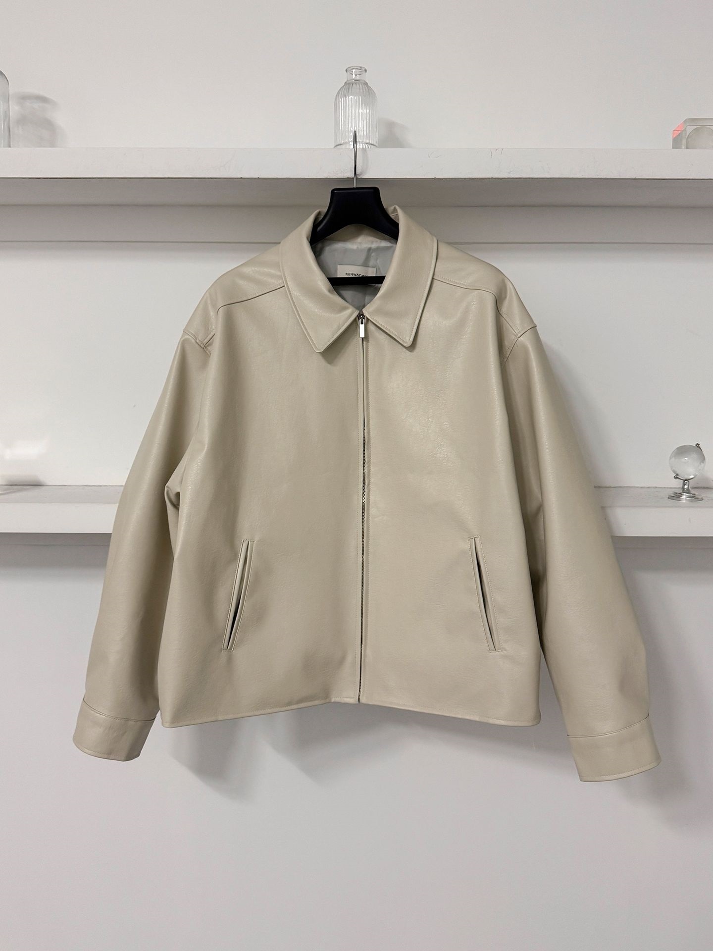 レザー調バックゴムカラージャンパー | 詳細画像17