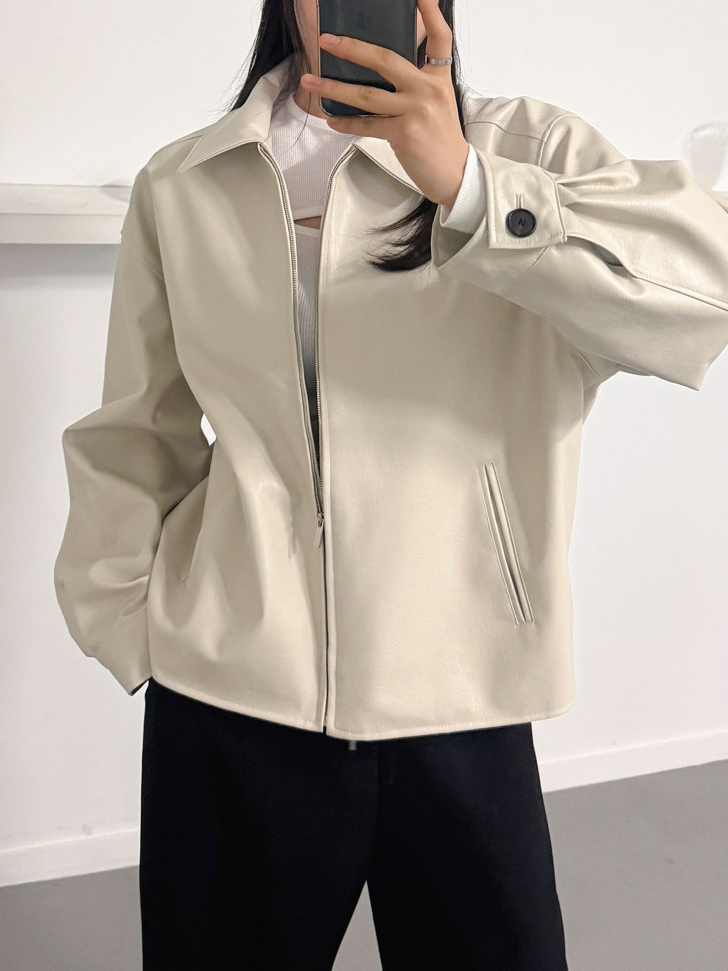 レザー調バックゴムカラージャンパー | 詳細画像9