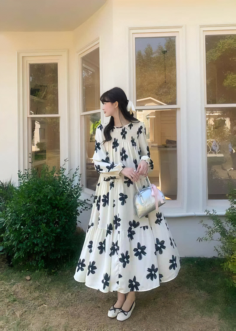 ストラップ付花柄シャーリングティアードワンピース | 詳細画像2