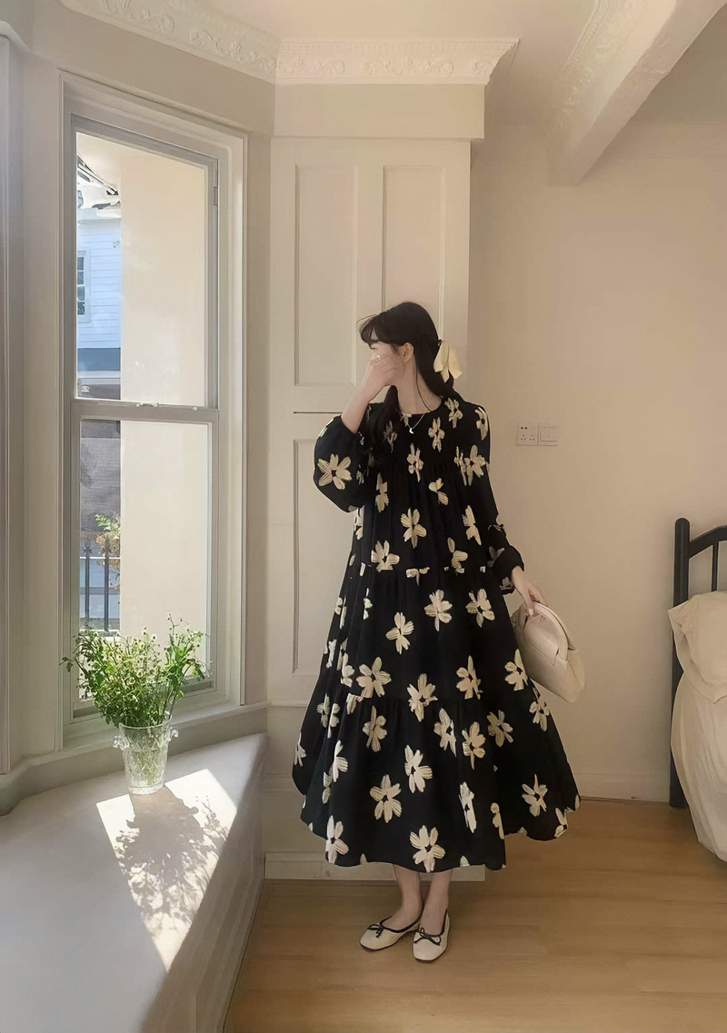 ストラップ付花柄シャーリングティアードワンピース | 詳細画像10