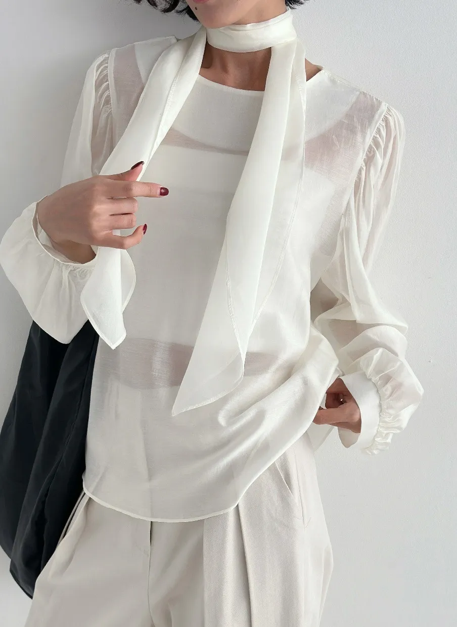 スカーフ付シルキーシアーパフブラウス | 詳細画像1