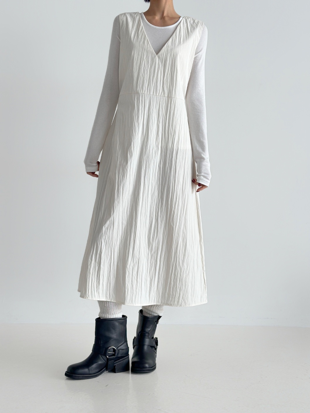 Vネックリボンナイロンノースリワンピース | 詳細画像2