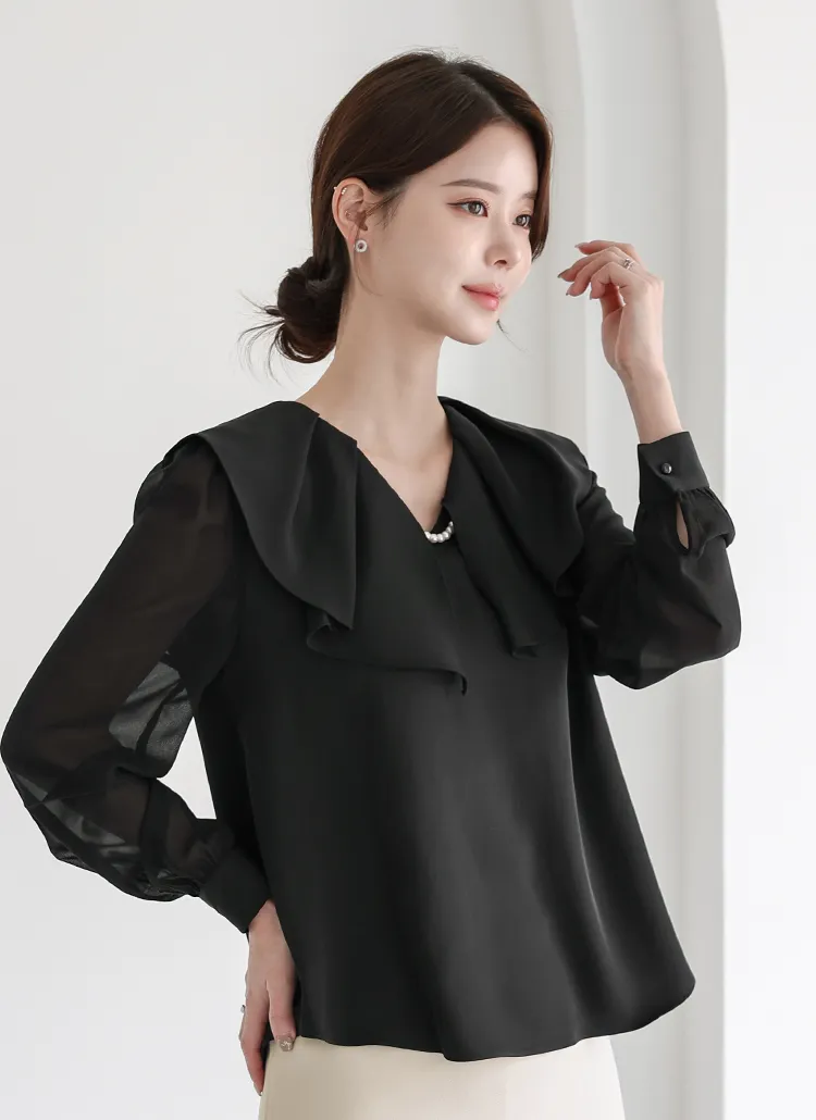 ラッフルエコパールネックブラウス | Auberie | 詳細画像1