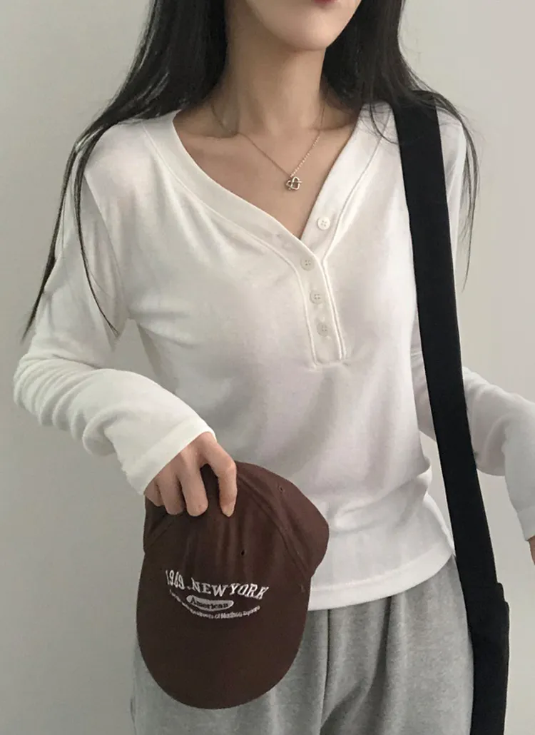 ハーフボタンVネック長袖Tシャツ | lilisense | 詳細画像1