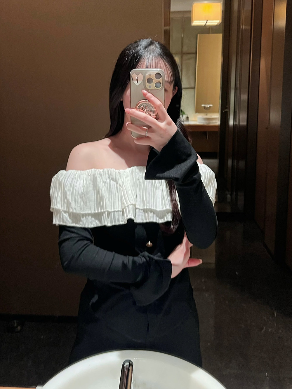 オフショルフリルTシャツ | 詳細画像3