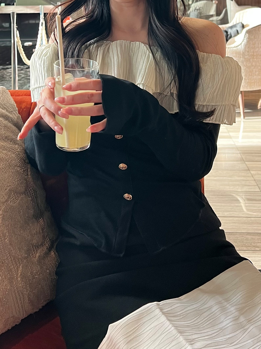 オフショルフリルTシャツ | 詳細画像13