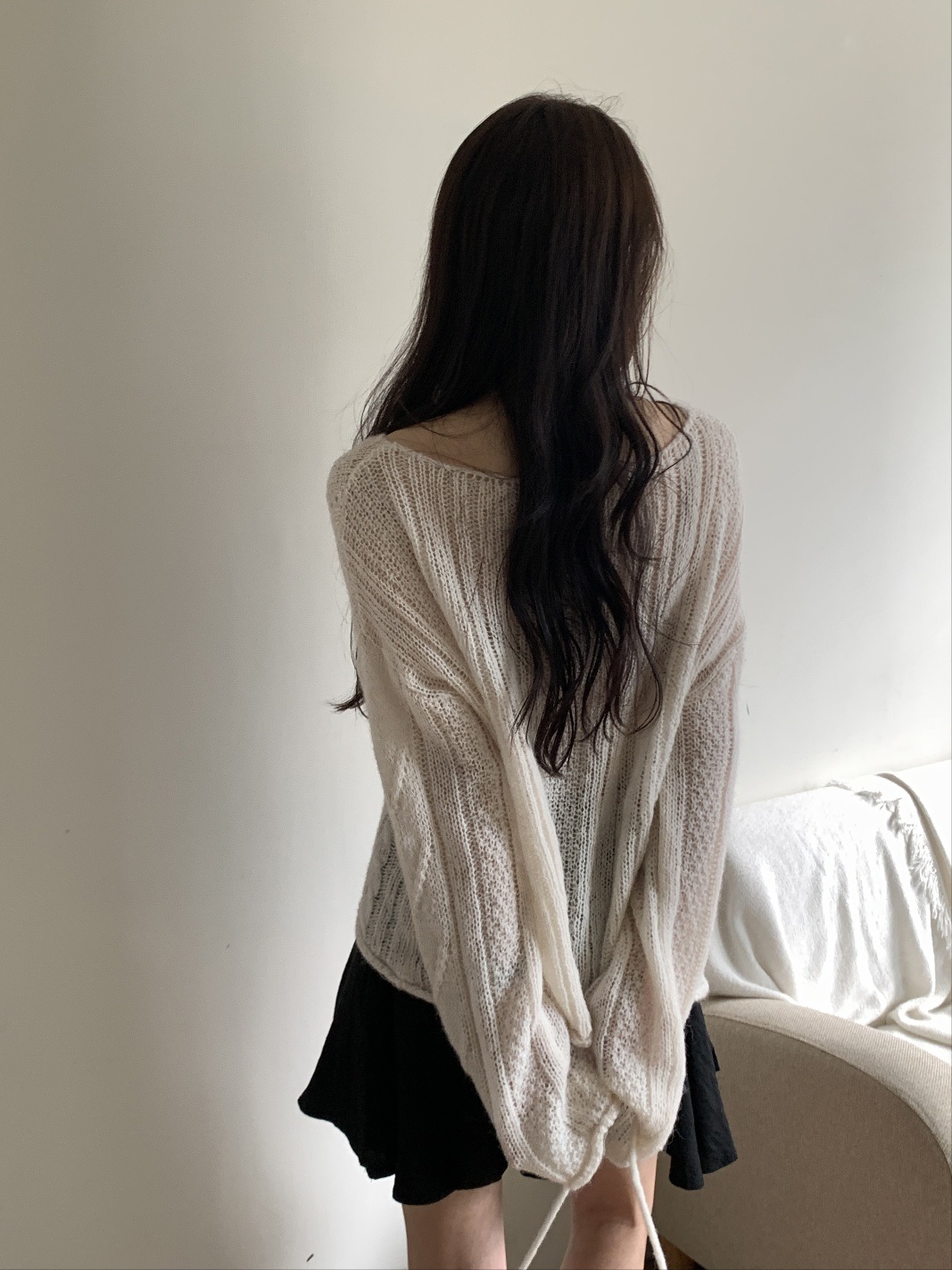 ストラップ付アルパカ混ボートネックシアーケーブルニット | 詳細画像10