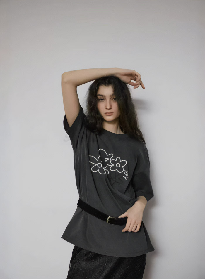フラワー刺繍半袖Tシャツ | 詳細画像2