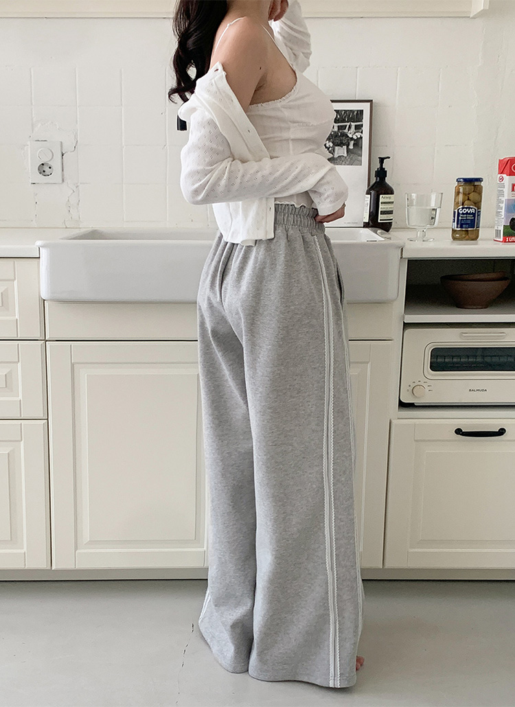 kisstheclub レース　スウェットパンツ 再入荷】lace sweat pants | KISS THE CLUB