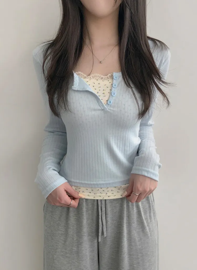 フラワーインナーレイヤードオープンネックTシャツ | lilisense | 詳細画像1