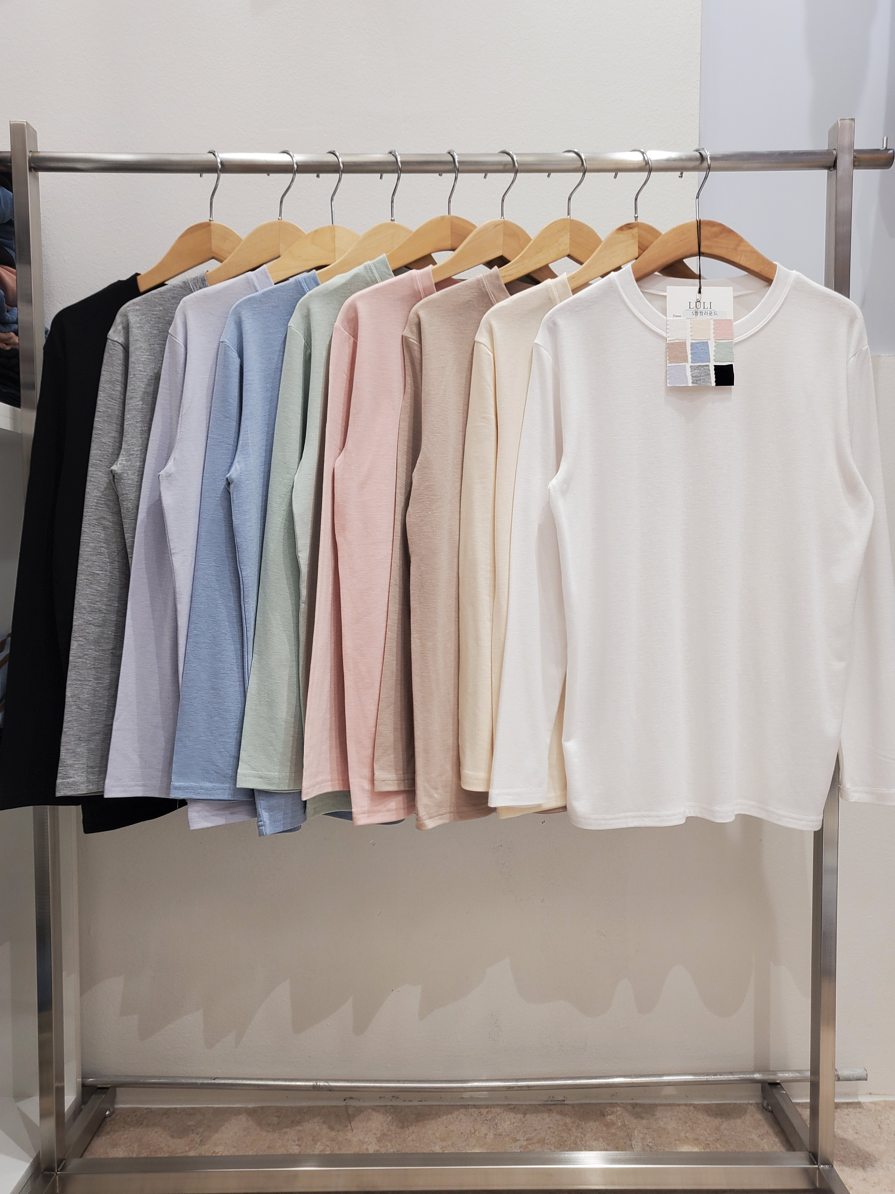 ラウンドネック長袖Tシャツ | 詳細画像12