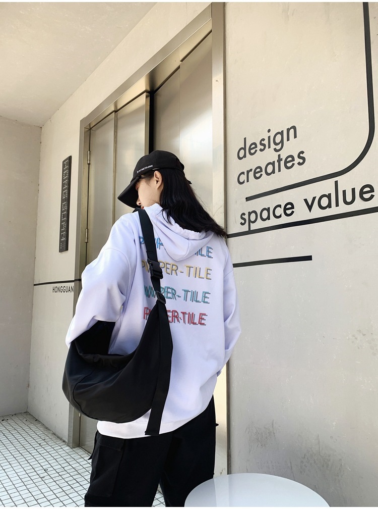 2WAYナイロンハーフムーンバッグ | 詳細画像7