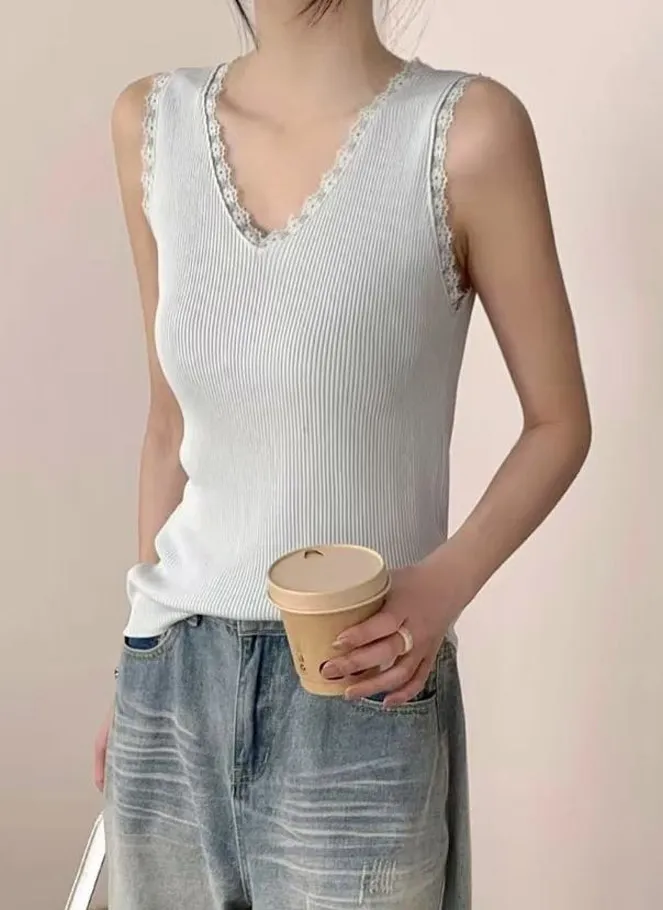 レースVネックリブニットタンクトップ | 詳細画像1