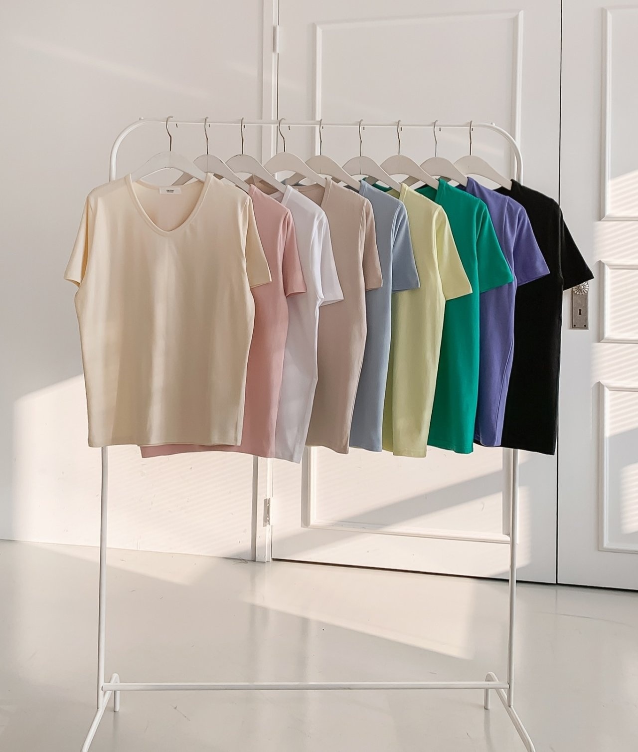 Vネック半袖Tシャツ | 詳細画像20